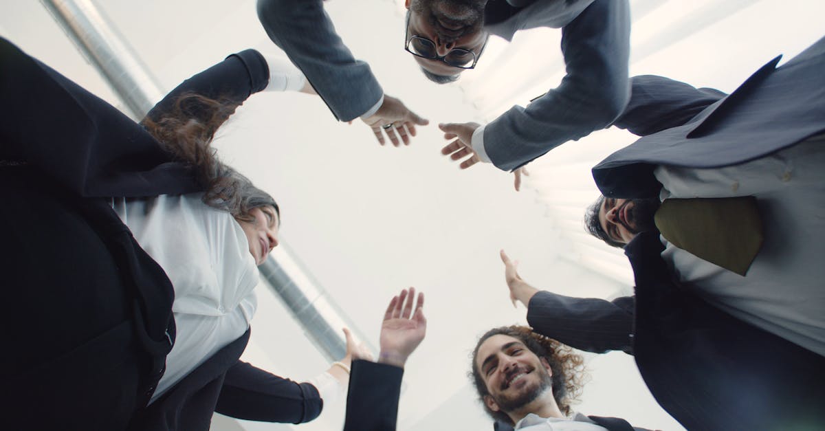 绑卡微信号买卖:谷歌注册账号入口在哪